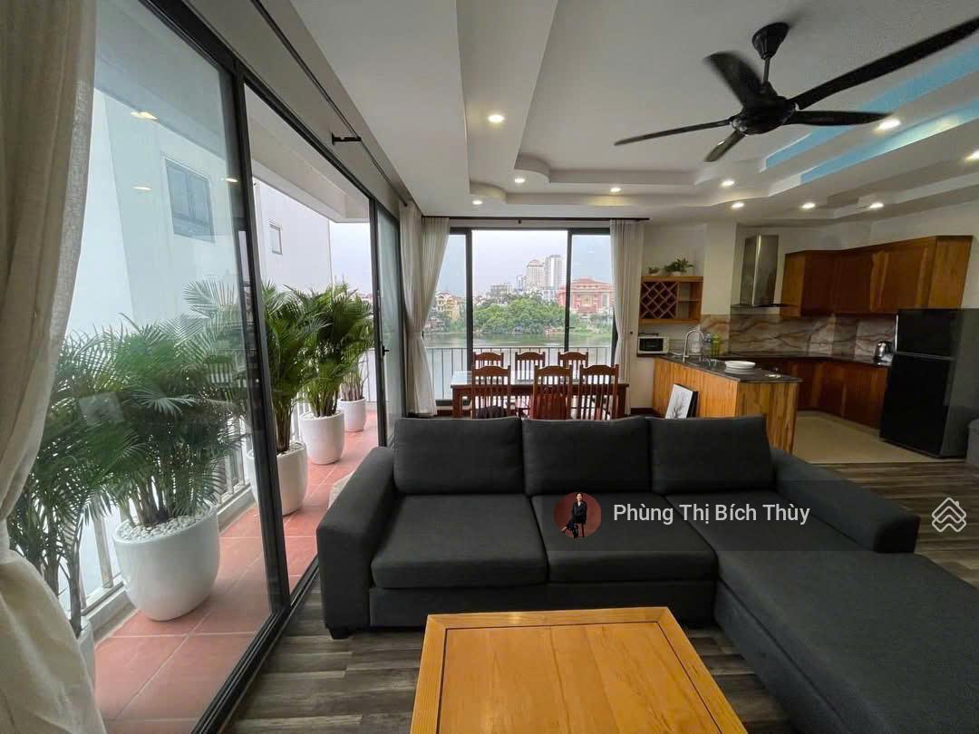 Bán tòa Apartment- phố Tô Ngọc Vân- view hồ Quảng Bá- giá rẻ- 130m2- 9 tầng- 12 phòng- 41.9 tỷ