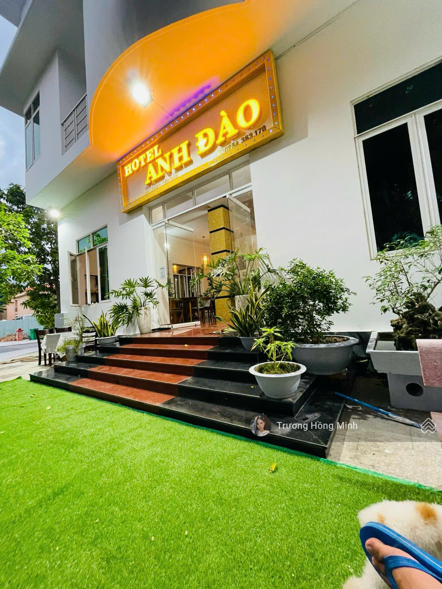 Bán khách sạn GÓC 2MT Trần Phú, Thị Trấn Côn Đảo, Tp.Vũng Tàu, Dt 16x17m - 20 Phòng - Giá 35 tỷ