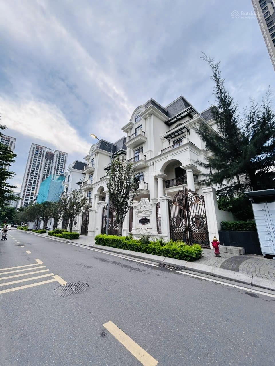 Nhà Liền Kề Khu Ngoại Giao Đoàn Nơi Đáng Sống Bậc Nhất Hà Thành, 120m2 MT: 6m An Ninh, Giá: 79 Tỷ Nhà Liền Kề Khu Ngoại Giao Đoàn Nơi Đáng Sống Bậc Nhất Hà Thành, 120m2 MT: 6m An Ninh, Giá: 79 Tỷ