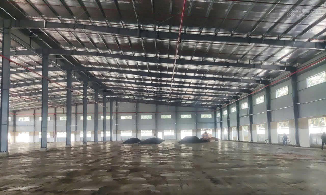Cho thuê xưởng mới xây 4800m2. Khuôn viên riêng. Trong KCN Đồng Xoài Bình Phước. Giá 78.231đ