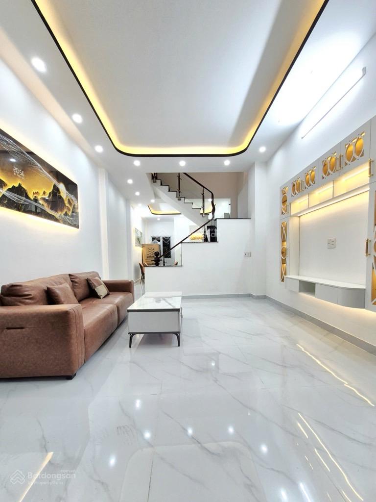 Nhà mới đón Tết, HXH, 3 tầng, 60m2, nở hậu, full nội thất, gần Nam Long Phú Thuận, hơn 7 tỷ