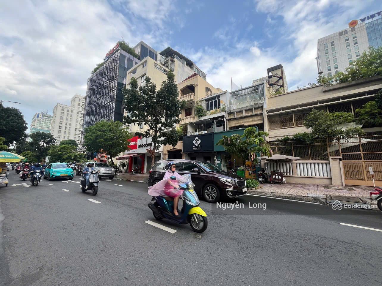 Chỉ 275 tỷ sở hữu ngay khuôn đất có 1 - 0 - 2 -Hai MT Ung Văn Khiêm 32 x 50 m, GPXD 2 hầm 12 tầng