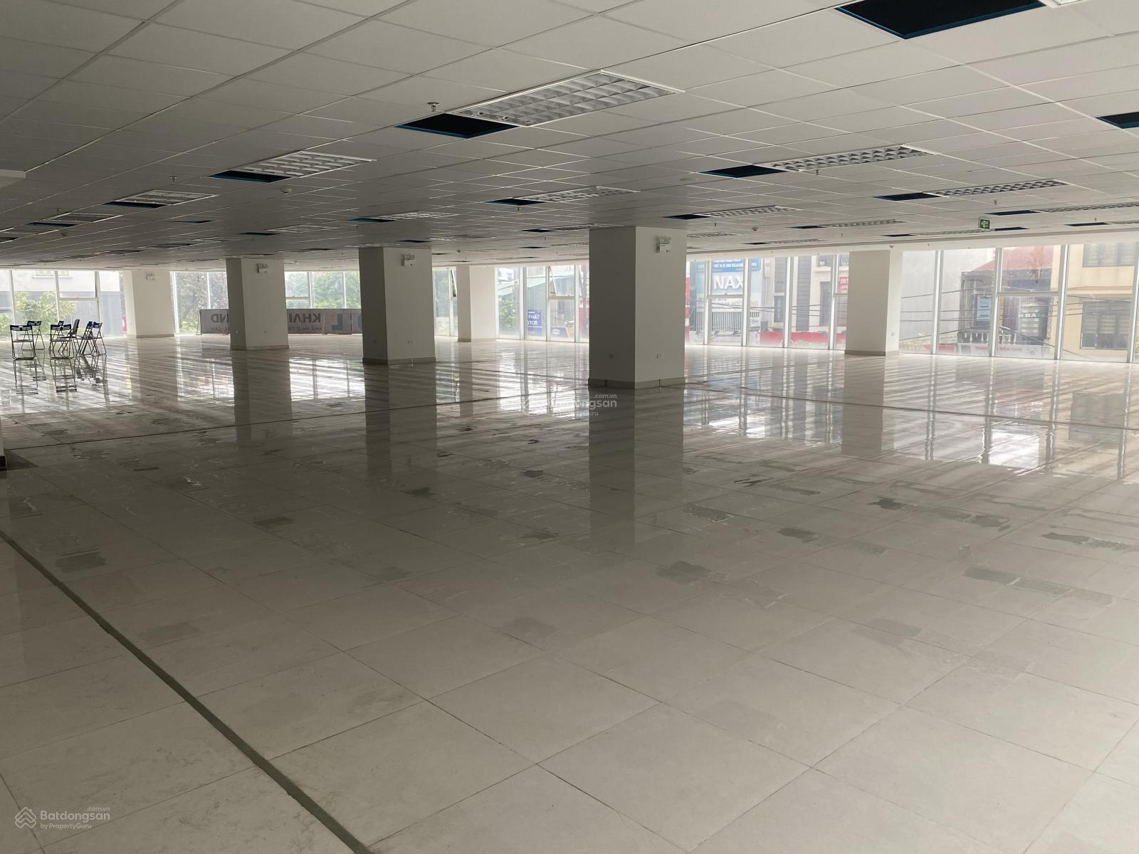 Cho thuê văn phòng,spa,bi a...200m2,300m2,500m2 chỉ từ 25 triệu/tháng mặt phố quận Hoàng Mai