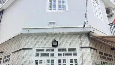 Hiếm- Căn góc 2 mặt tiền hẻm xe hơi Q2 giá rẻ