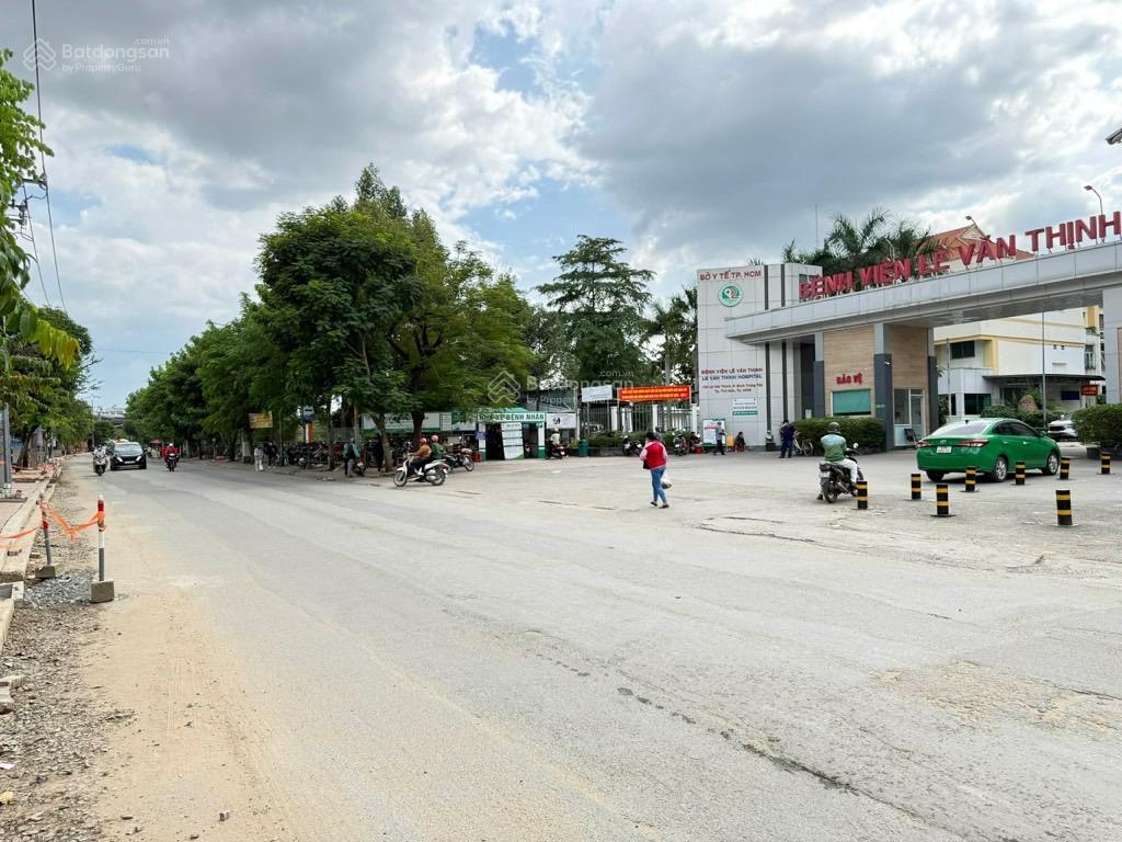 MỘT LÔ DUY NHẤT SÁT BV LÊ VĂN THỊNH 74m2 giá 6,2 tỷ