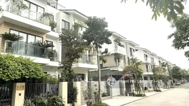 Cho thuê nhà hoàn thiện ngay cạnh siêu thị AEON Hà Đông