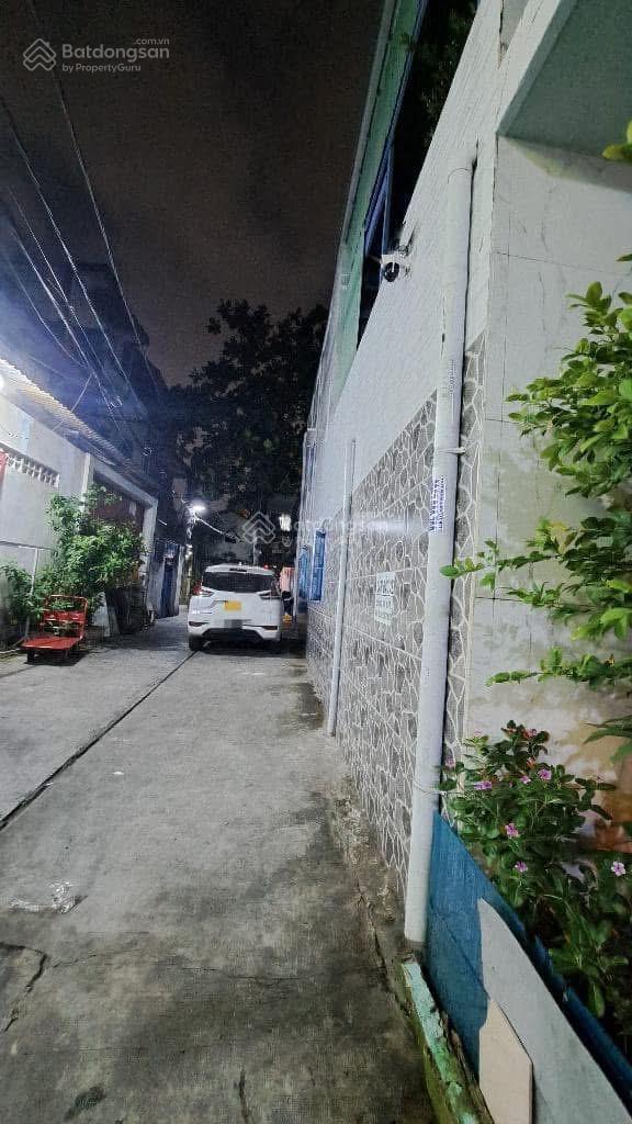 Nhà hẻm ô tô Kinh Dương Vương gần Aeon Mall giá chỉ 4 tỷ