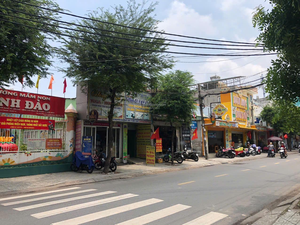 Bán Nhà C4 góc 2 MT đường Nguyễn Văn Quá, Q12. DT: 200m2 thổ, giá 19.5 tỷ tl