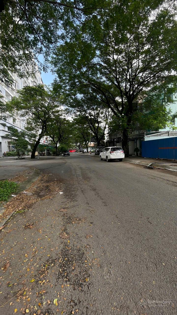 Bán lô đất ngang 8m, mặt tiền đường 56, trục chính dự án, thuận tiện kinh doanh, giá bán 22 tỷ 700 Bán lô đất ngang 8m, mặt tiền đường 56, trục chính dự án, thuận tiện kinh doanh, giá bán 22 tỷ 700