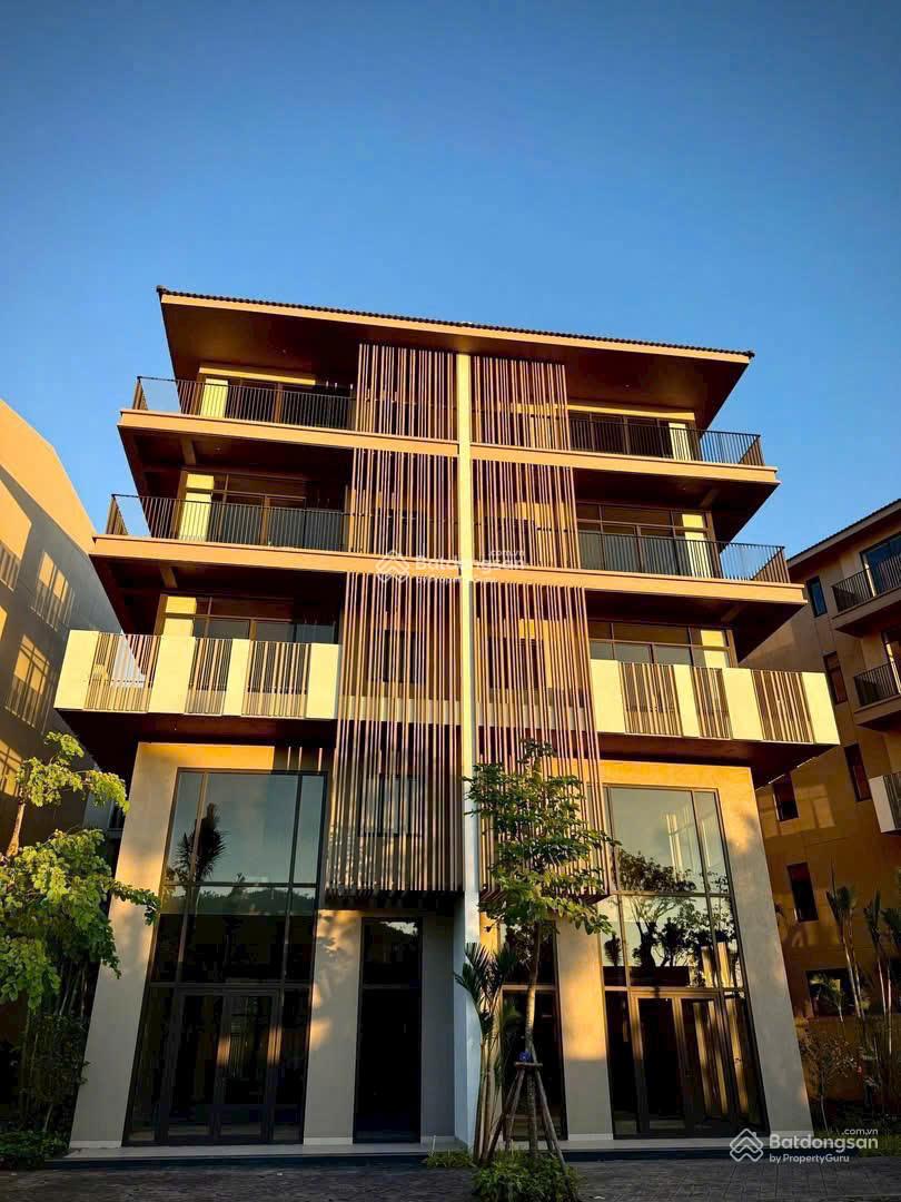 Căn biệt thự liền kề mặt công viên, vị trí sát biển Horizon Hạ Long giá rẻ hơn thị trường 200tr