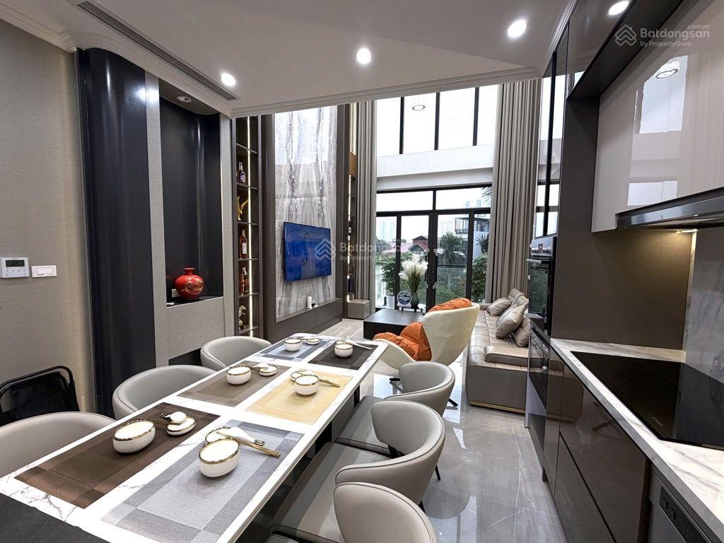 Hàng xóm Linh Đàm nhà 6tầng thang máy DT 50m2/giá 15,4tỷ, nội thất đầy đủ gara ô tô