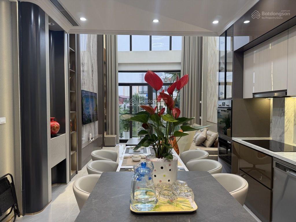 Hàng xóm Linh Đàm nhà 6tầng thang máy DT 50m2/giá 15,4tỷ, nội thất đầy đủ gara ô tô