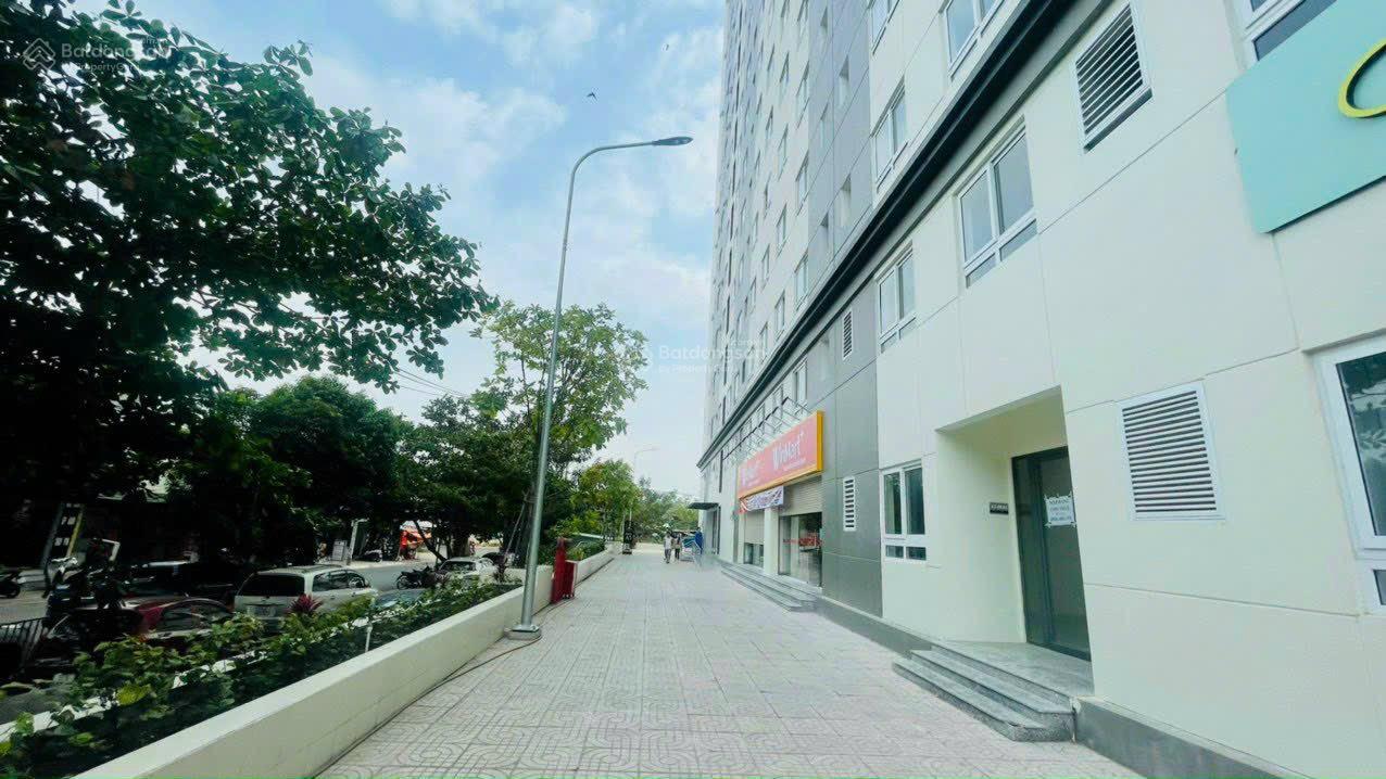 Chính chủ bán căn 3PN 2WC 2,3 tỉ sẵn nội thất vào ở ngay. LH 0937 378 *** Chính chủ bán căn 3PN 2WC 2,3 tỉ sẵn nội thất vào ở ngay. LH 0937 378 ***