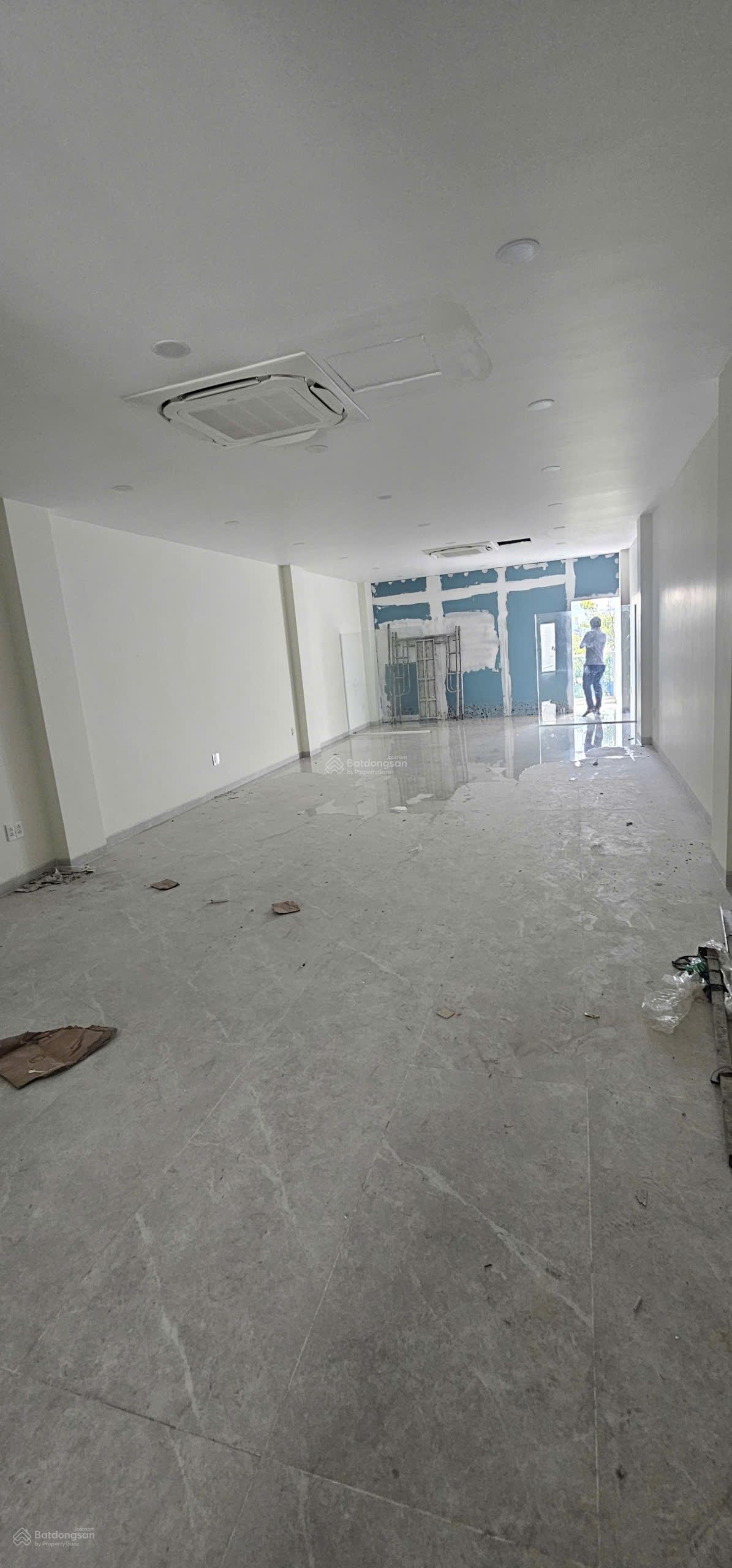 Cho thuê nguyên tòa nhà mặt tiền đường Vũ tông phan phường an phú quận 2 giá 55 triệu 0932 069 ***