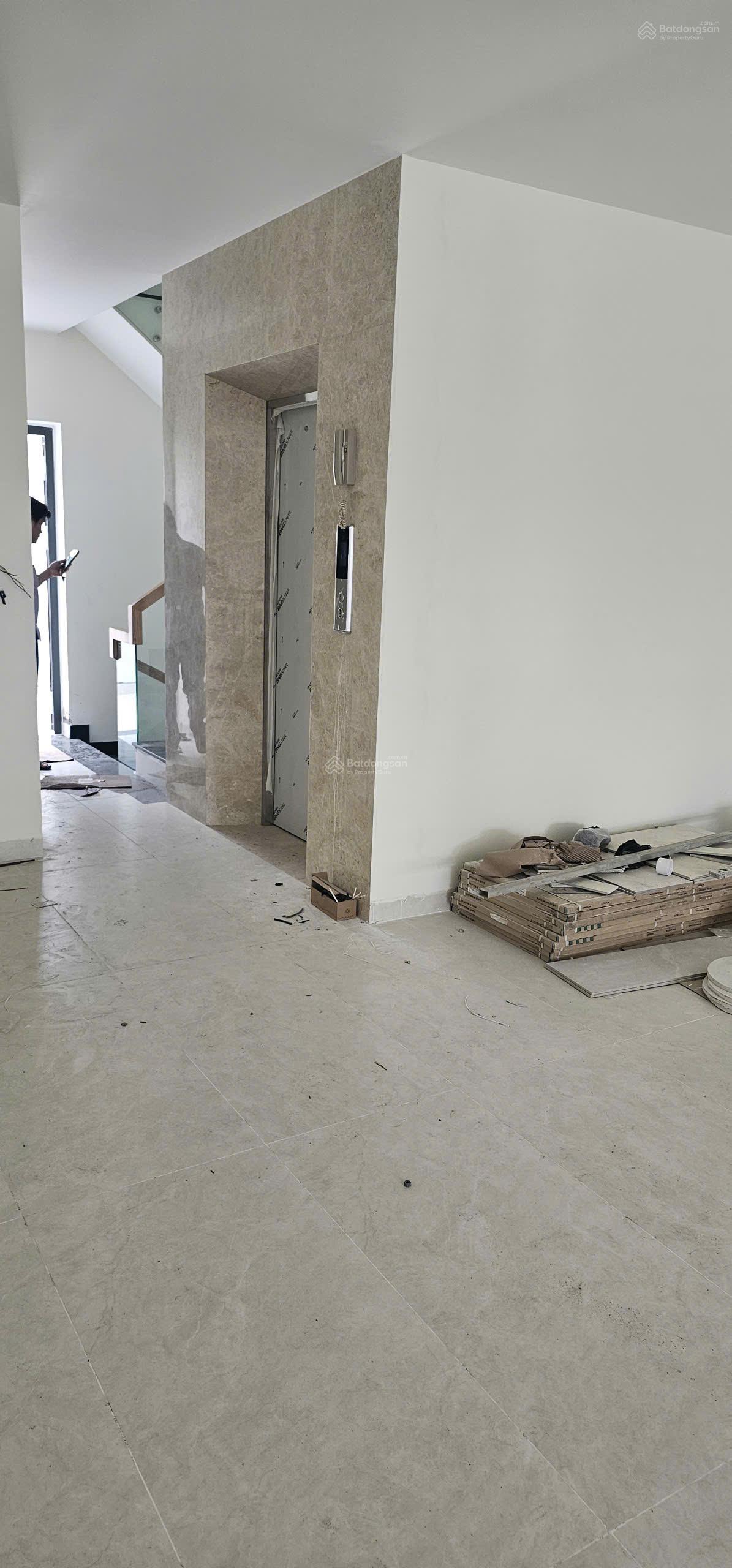 Cho thuê nguyên tòa nhà mặt tiền đường Vũ tông phan phường an phú quận 2 giá 55 triệu 0932 069 ***