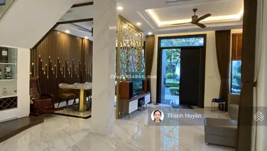 Bán biệt thự Lucasta Khang Điền nhà đẹp 175m2 nội thất sang trọng