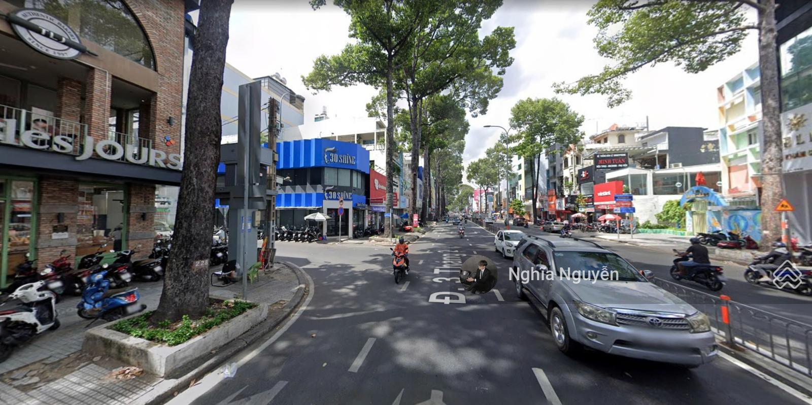 Bán gấp nhà MT sát Nguyễn Huệ; DT 4x17m - 4 Tầng - Thuê 180 triệu - Giá chỉ 50 Tỷ Bán gấp nhà MT sát Nguyễn Huệ; DT 4x17m - 4 Tầng - Thuê 180 triệu - Giá chỉ 50 Tỷ