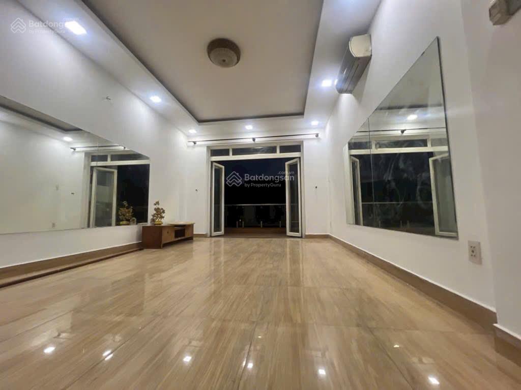 Tô Hiệu Q. Tân Phú, Nhà Mới 3Lầu BTCT 4x19m Mới Đẹp Ở Liền, Oto Vô Nhà