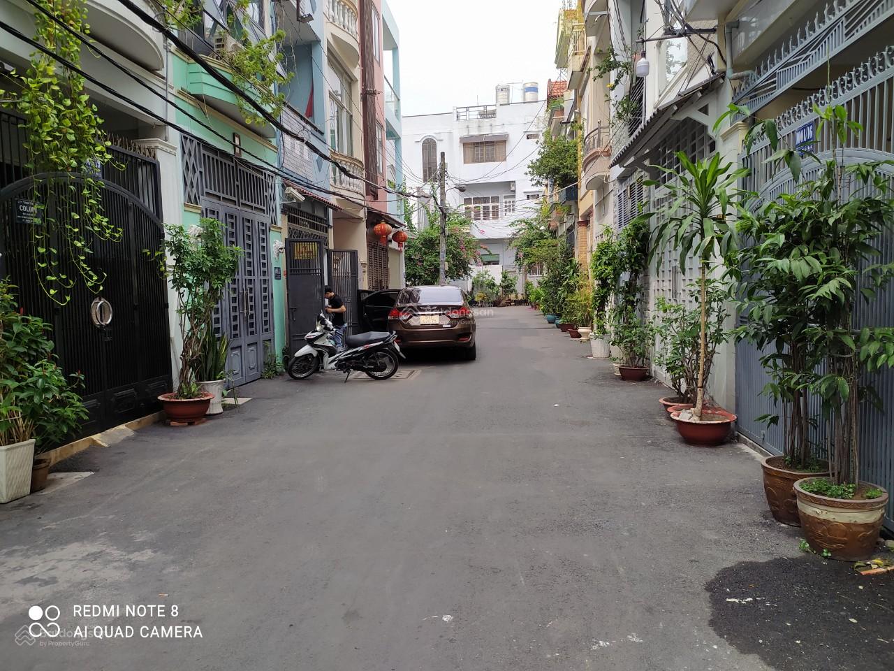 Bán nhà HXH 5m Dương Quảng Hàm, P5, GV. DT: 5x20m CN 100m2 Trệt 2 lầu. Giá: 9.9 tỷ TL