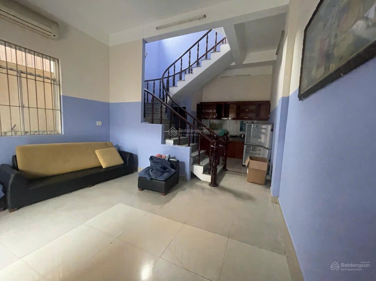 Chủ định cư nước ngoài cùng con nên bán nhà ngay đường Nguyễn Trãi vào 10m - đường ô tô 4m