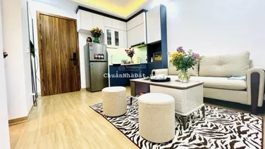 Lô góc cực hiếm - tòa A5 tập thể quân đội Hoàng Quốc Việt - 65m2 x 2pn, ôtô đỗ chân cầu thang