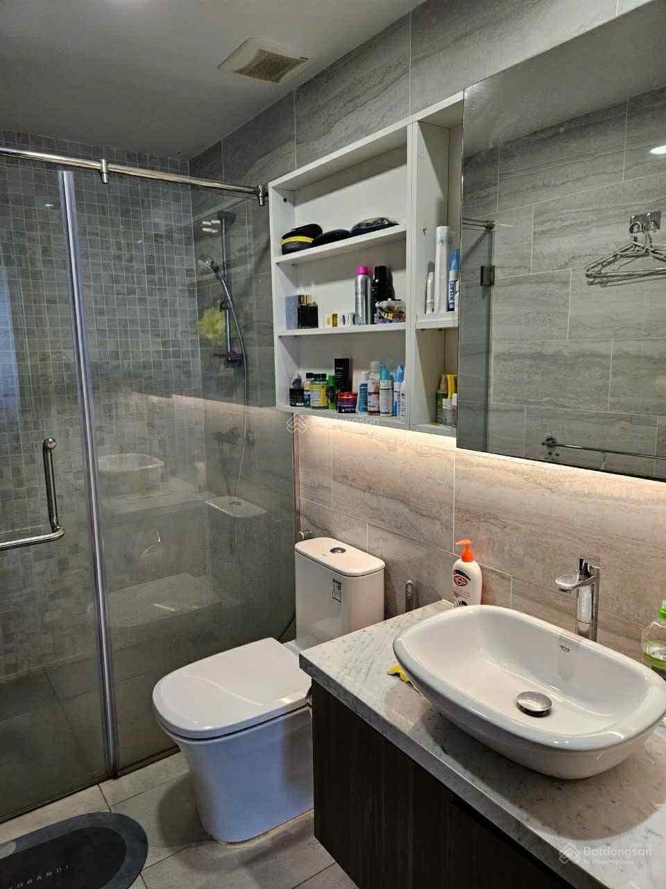 Bán CC Carillon Apartment, Tân Bình- giá chỉ 3,2 tỷ, 45m2, sổ hồng chính chủ