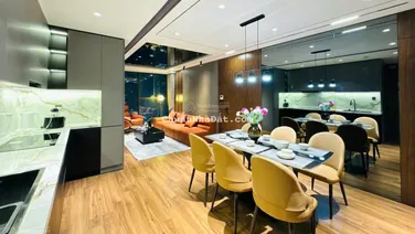 Bán căn góc 133m2 chung cư HH2 Bắc Hà - 15 Tố Hữu, sẵn sổ, có nội thất, giá hơn 8 tỷ