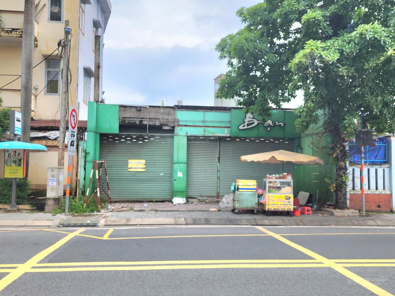 Bán lô đất thổ cư 543m2 mặt tiền đường Lê Lợi - Thị Trấn Hóc Môn, giá 29 tỷ