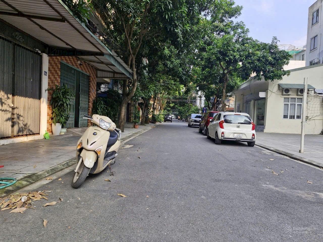 Bán đất Đàm Quang Trung, Phúc Đồng, Long Biên, 75m2, MT 5m, giá 23.86 tỷ, phân lô ô tô tránh vỉa hè