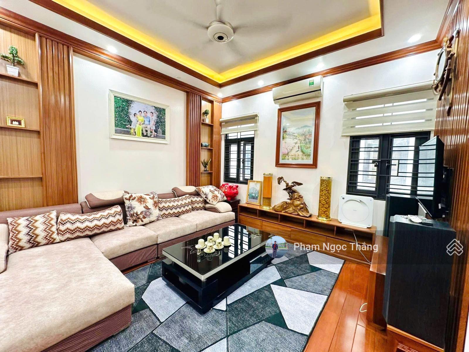 BÁN NHÀ HOÀNG HUY RIVERSIDE FULL NỘI THẤT GỖ TỰ NHIÊN THANG MÁY MITSUBISHI 0968 005 *** #TPT