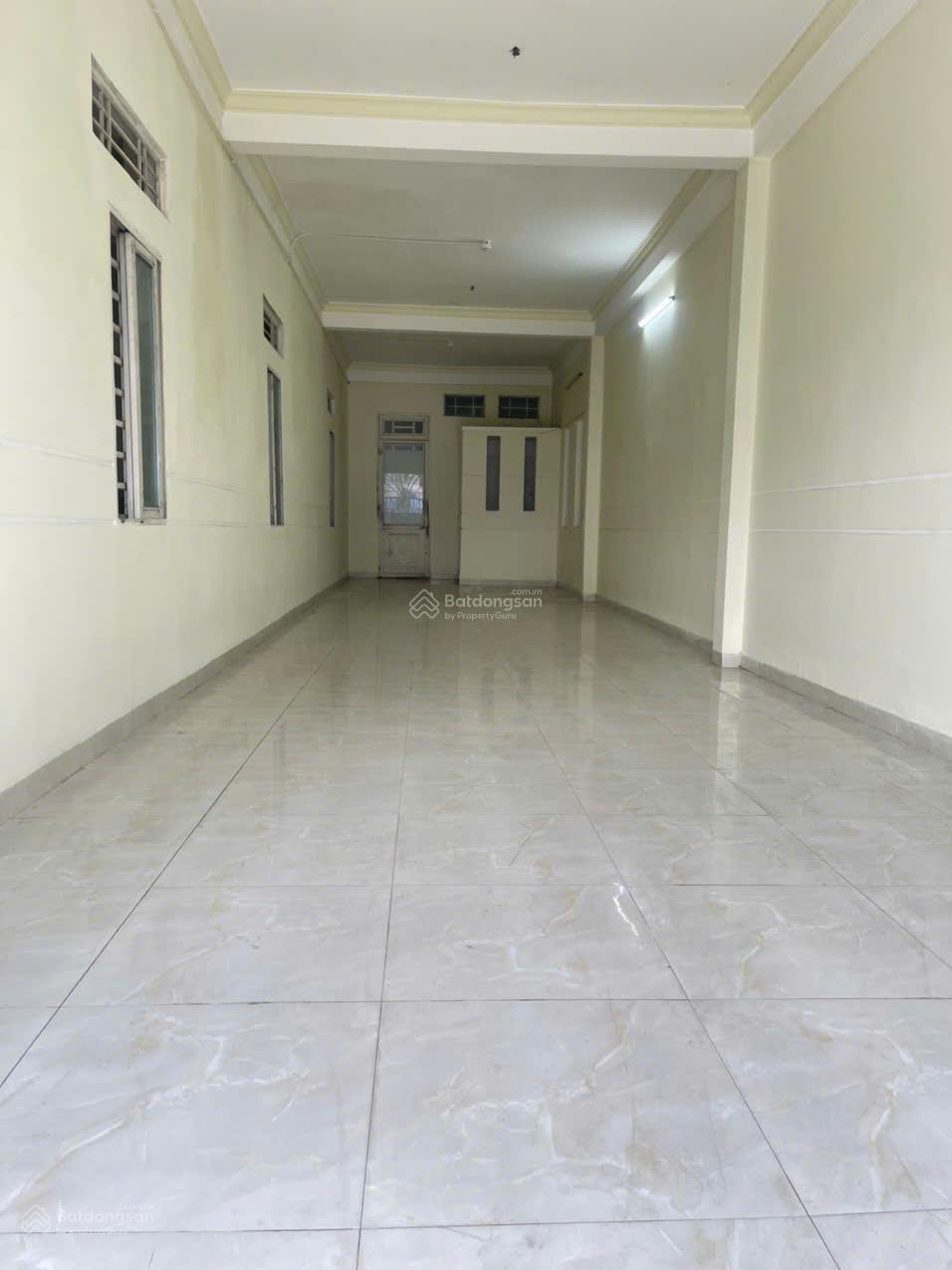 Chính chủ Cho Thuê Mặt Bằng Kinh doanh-608 Nguyễn Hữu Thọ, ĐN-70m2-MB trống suốt. Giá 12 tr/tháng