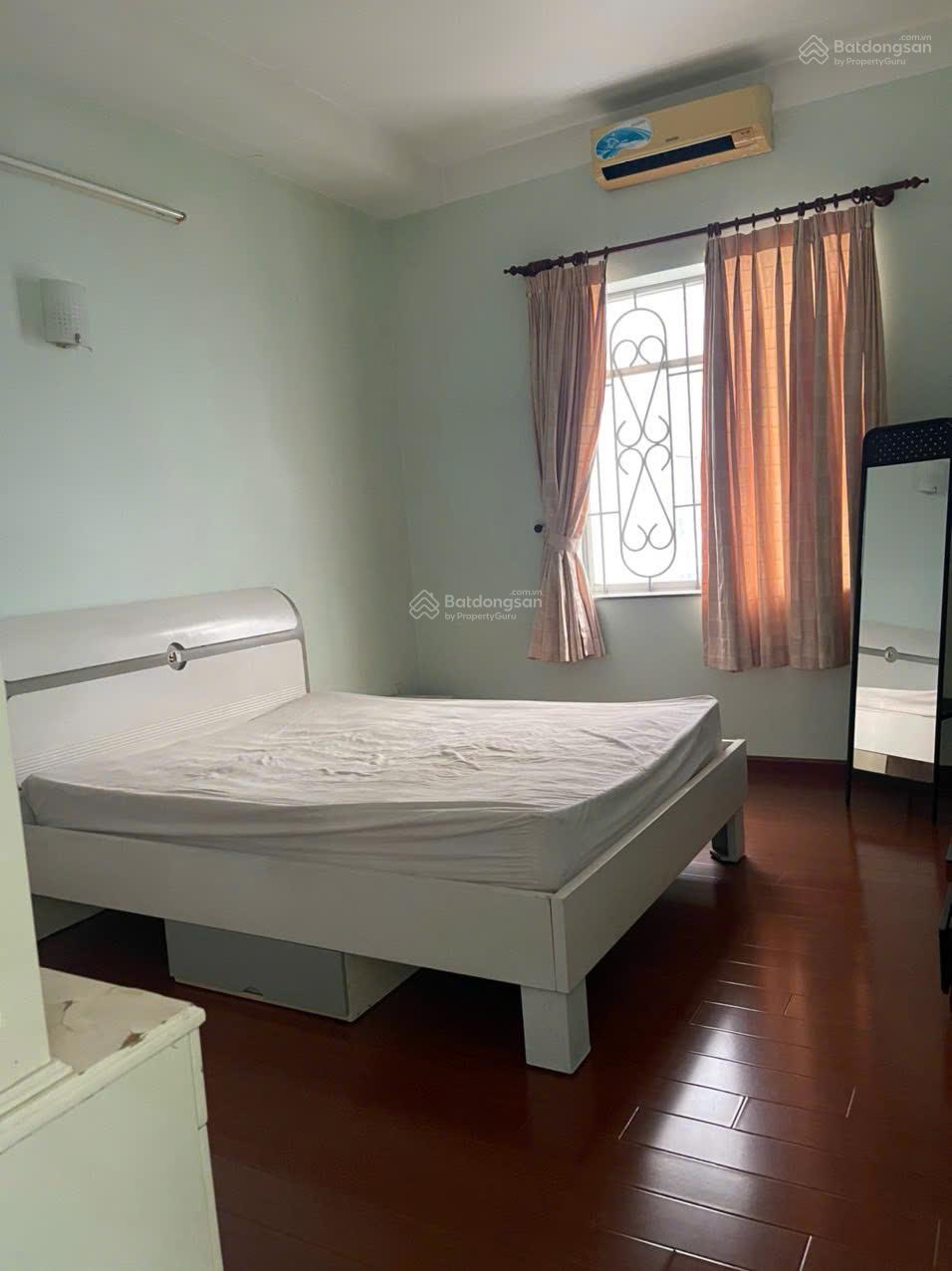 Cần cho thuê nhà phố KDC Him lam 6A, 5 x20 3 lầu, Giá 30tr Ms Viêm 0938 971 ***