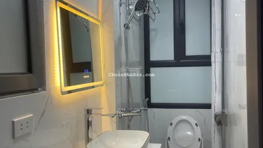 Bán căn hộ 2PN2VS tại VOV Mễ Trì, 5.5 tỷ, 70m2. Sẵn sổ đỏ. Full đồ Liên hệ 0985 222 ***