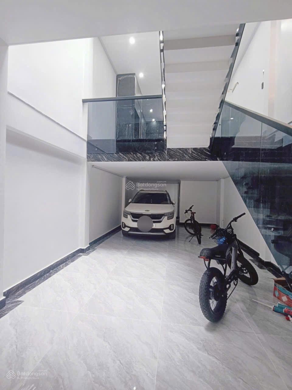 Bán nhà đẹp 100% 2 lầu mặt tiền Nguyễn Ái Quốc gần Big C Tân Hiệp, công an B5, BH