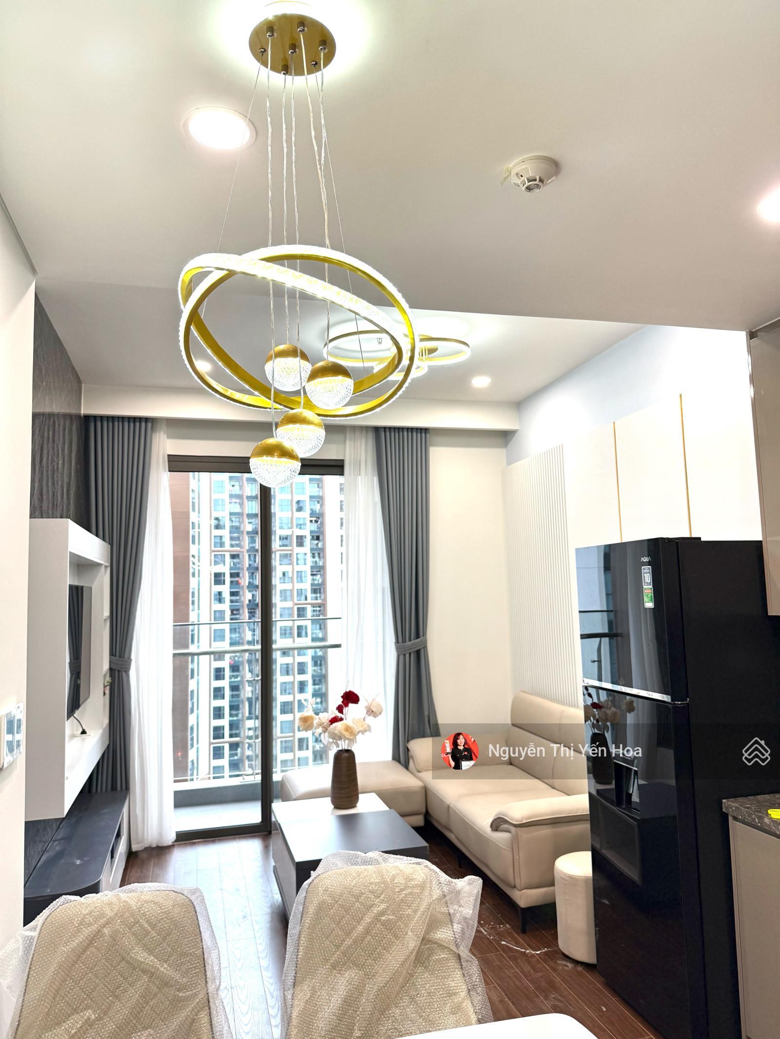 Bán gấp căn hộ 2PN tòa H1 Masteri Vinhomes OCP1, căn góc view sông và BT Ngọc Trai, full đồ như ảnh