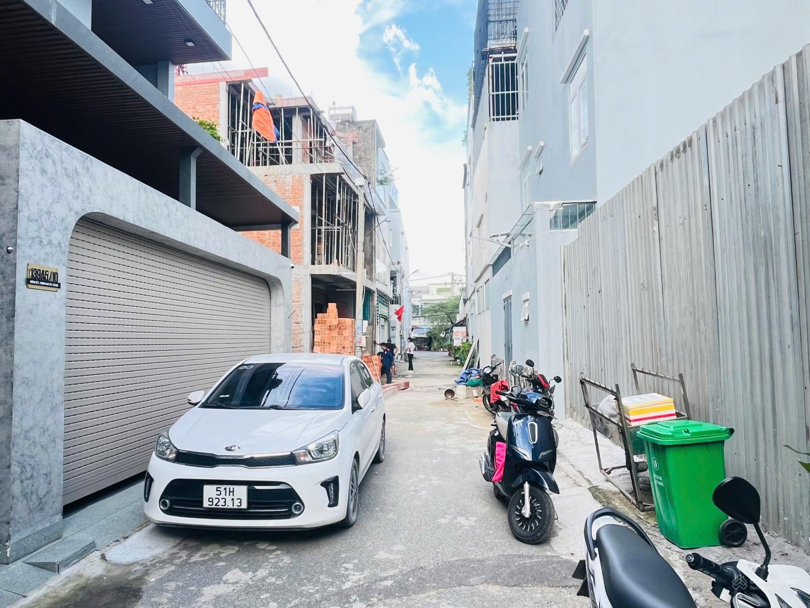 Giá tốt ! 1 căn DT (8,7x11,4m) ngay Phạm Văn Đồng - thu nhập 22tr/tháng - XH tận cửa!