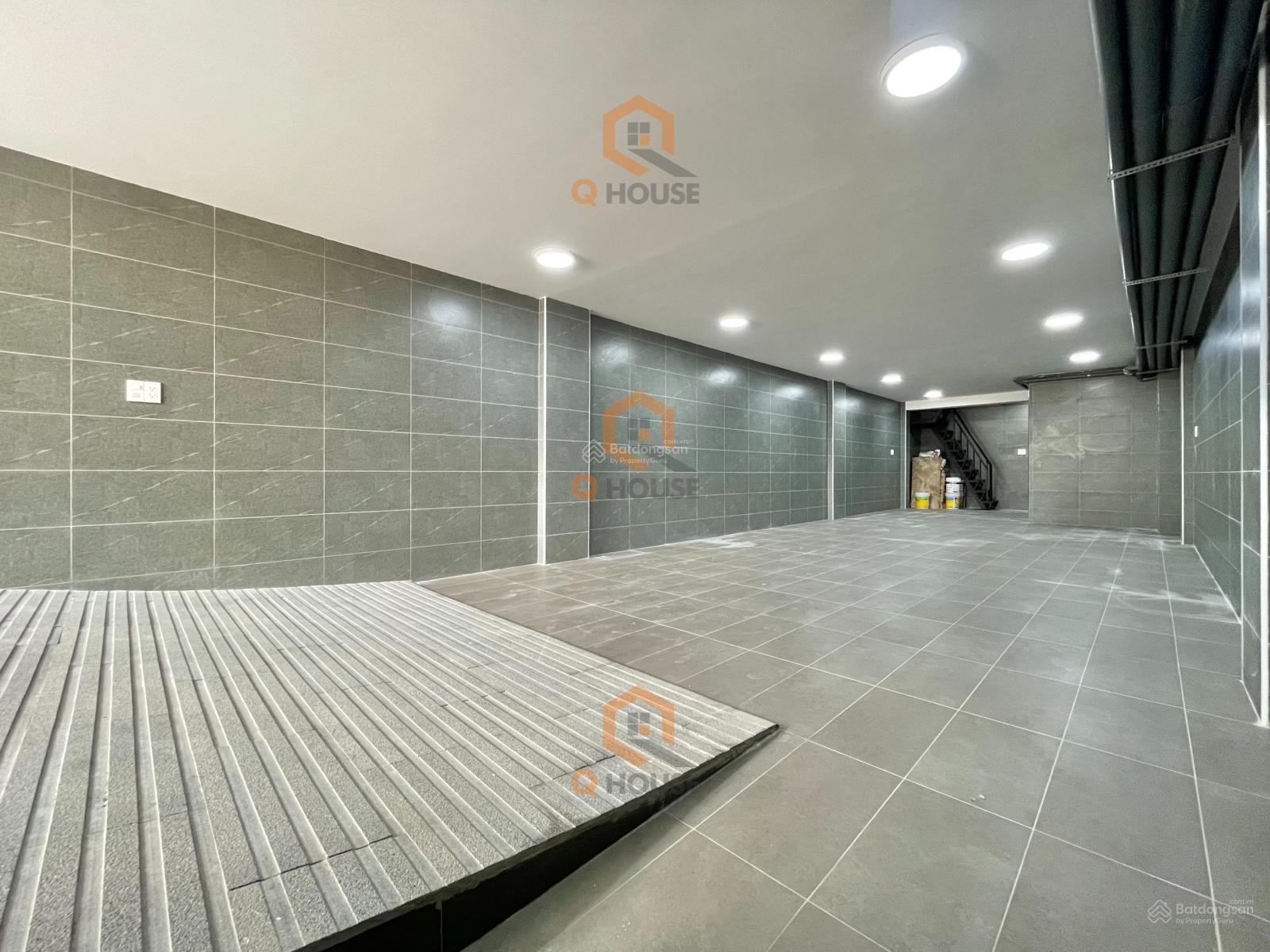 Tòa nhà "mới" ngay Trương Văn Bang 5*20m, hầm trệt lửng 2 lầu suốt, thang máy 60 triệu/tháng