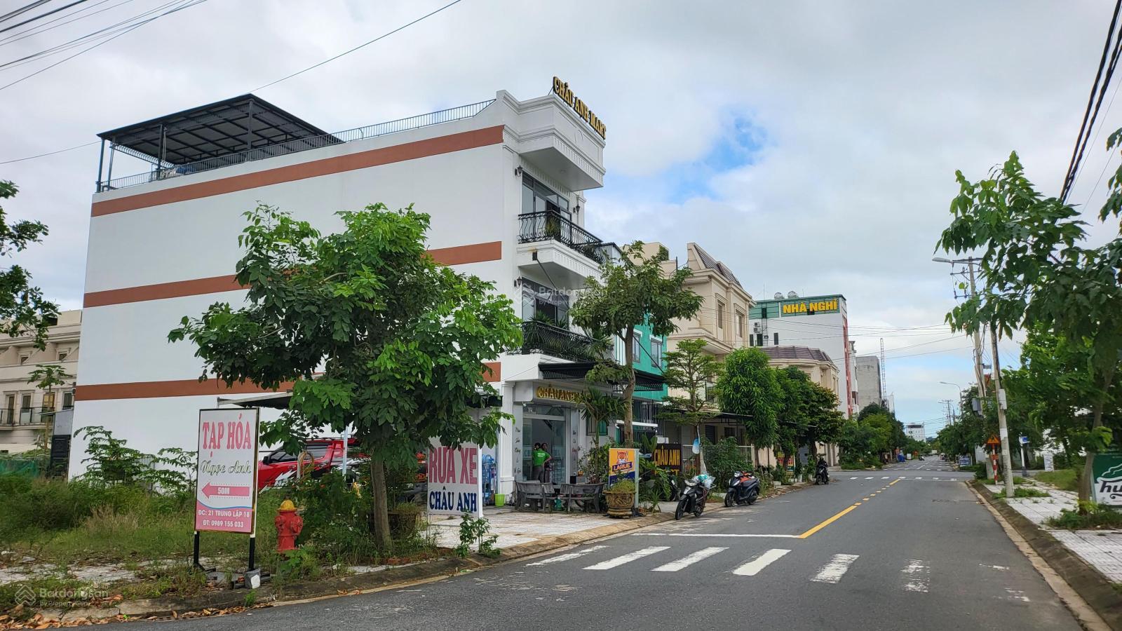 Bán nhà nghỉ 15 phòng đang kinh doanh thu nhập 120 tr đồng /1 tháng. Sát 9 tòa CC, 12 tỷ, 120m2