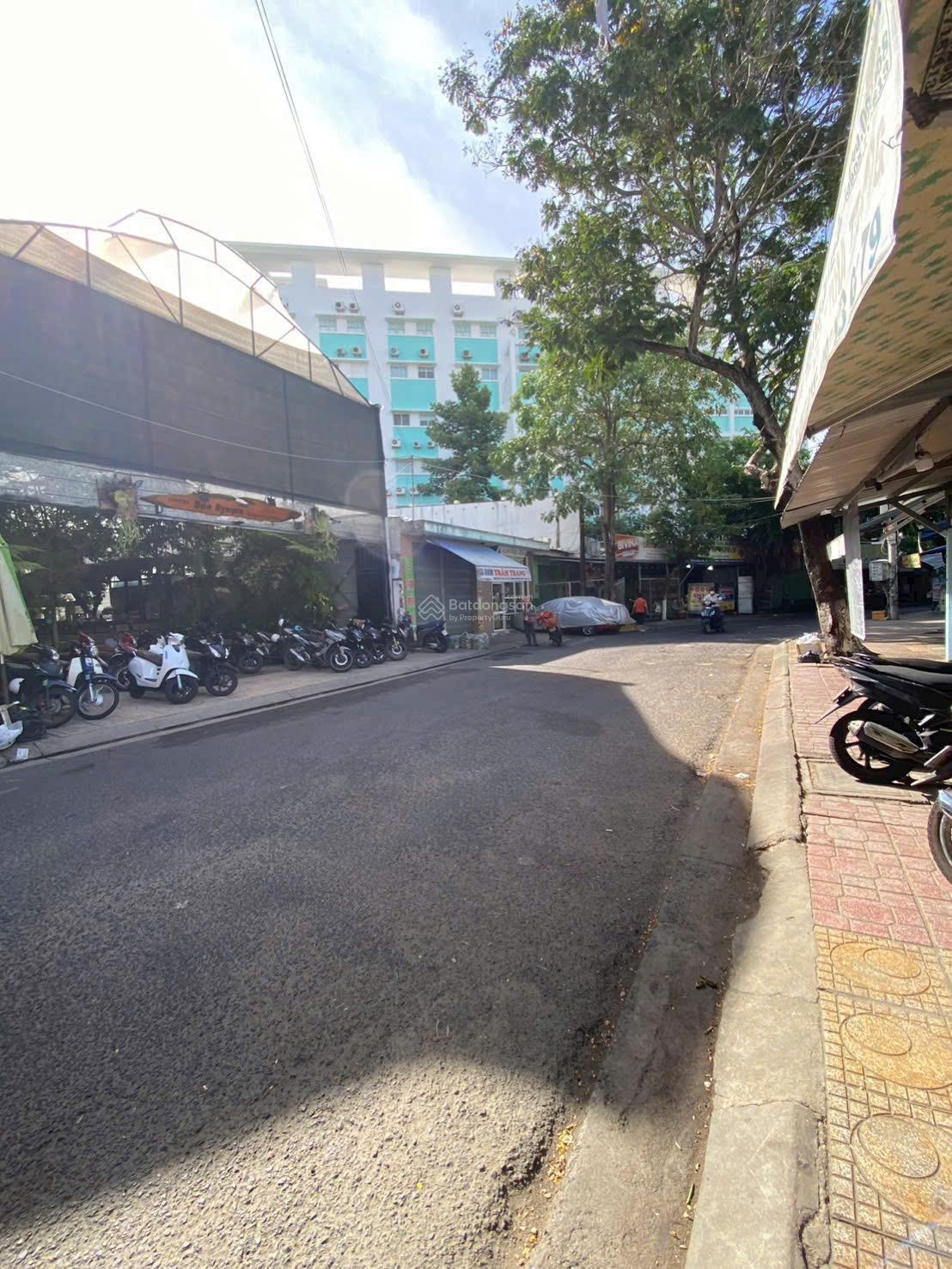 Bán đất tại Cao Thắng, 35 triệu / m2, 3912.1 m2, view đẹp