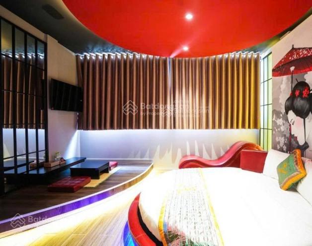 Bán nhà mặt tiền Vũ Huy Tấn - Phan Xích Long - 8x20m - 31 phòng - giá chỉ 3x tỷ