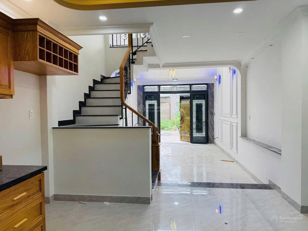 Nhà Mới Xây 2025 Đường 40, Gần Chợ Hiệp Bình 1 Trệt Lửng 2 Lầu, Ở Ngay! Nhà Mới Xây 2025 Đường 40, Gần Chợ Hiệp Bình 1 Trệt Lửng 2 Lầu, Ở Ngay!