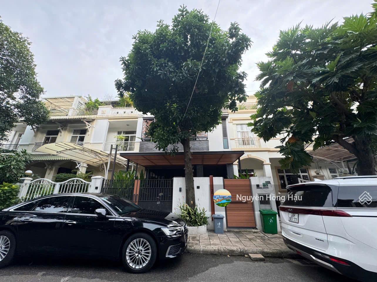 Cẩn bán biệt thự Phú Mỹ Hưng nhà siêu đẹp, nội thất cao cấp vào ở ngay giá bán 37 tỷ