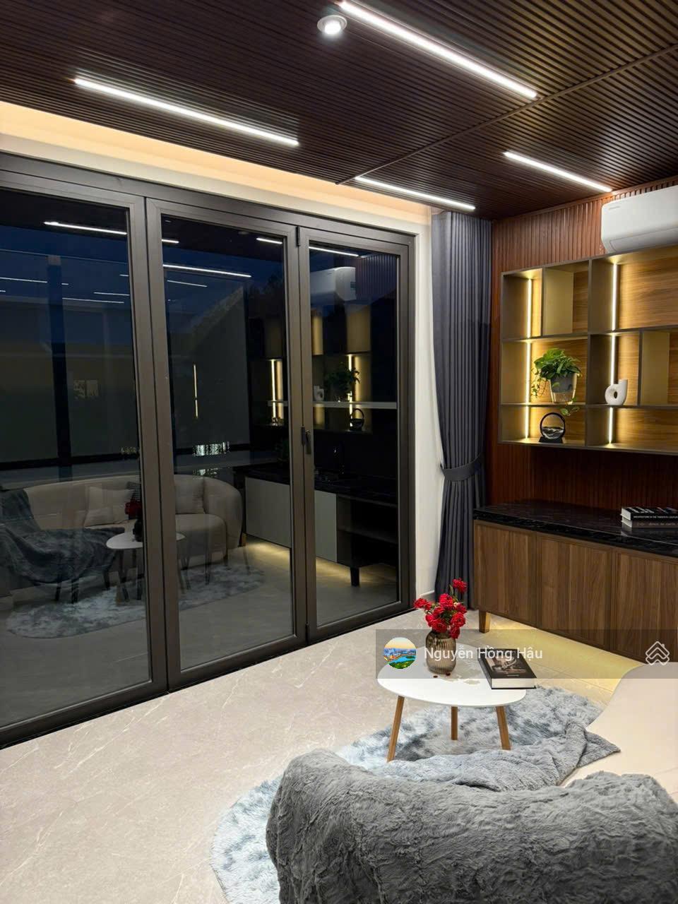 Cẩn bán biệt thự Phú Mỹ Hưng nhà siêu đẹp, nội thất cao cấp vào ở ngay giá bán 37 tỷ