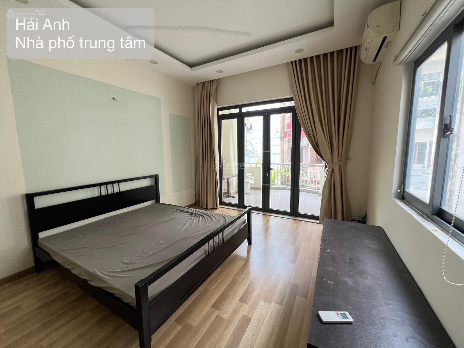 Giá sốc! Nhà đẹp 4 tầng Huỳnh Văn Bánh, P14, Phú Nhuận |4 x 19m - CN 77m2 vuông vức| chỉ 11,5 tỷ TL