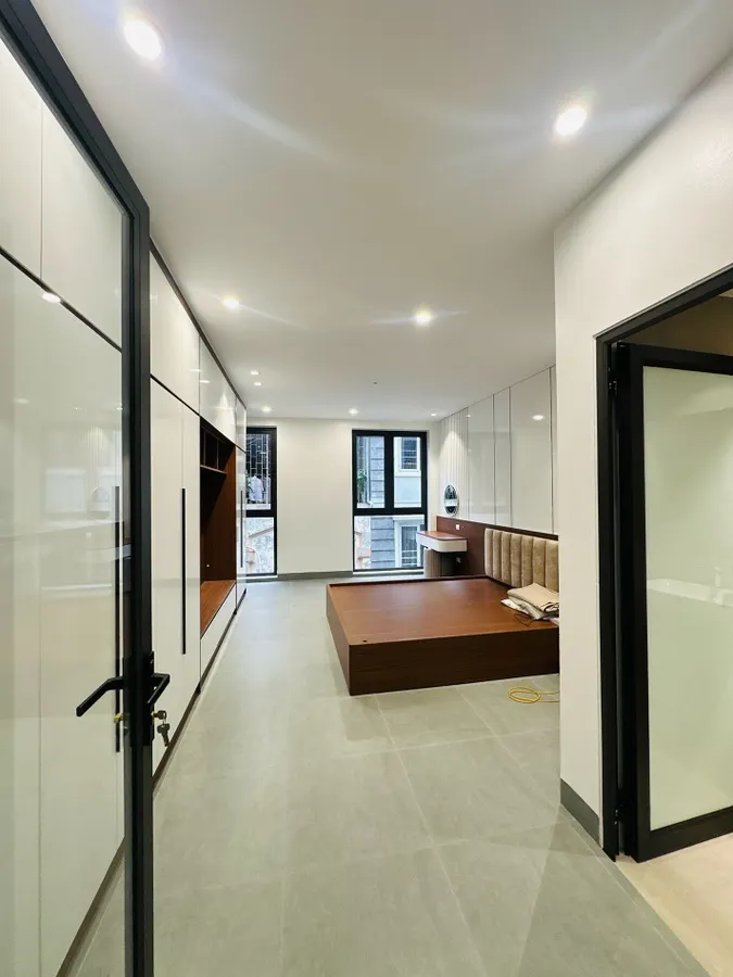 cc bán nhà kim đồng 38m 6 tầng TM NK full nội thất ở ngay nhỉnh 17 tỷ thương lượng