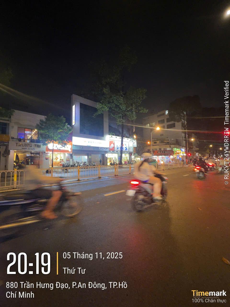 Bán nhà mặt tiền Trần Hưng Đạo, P7, Q5 (4 x 19,35m) diện tích công nhận 78,3m2