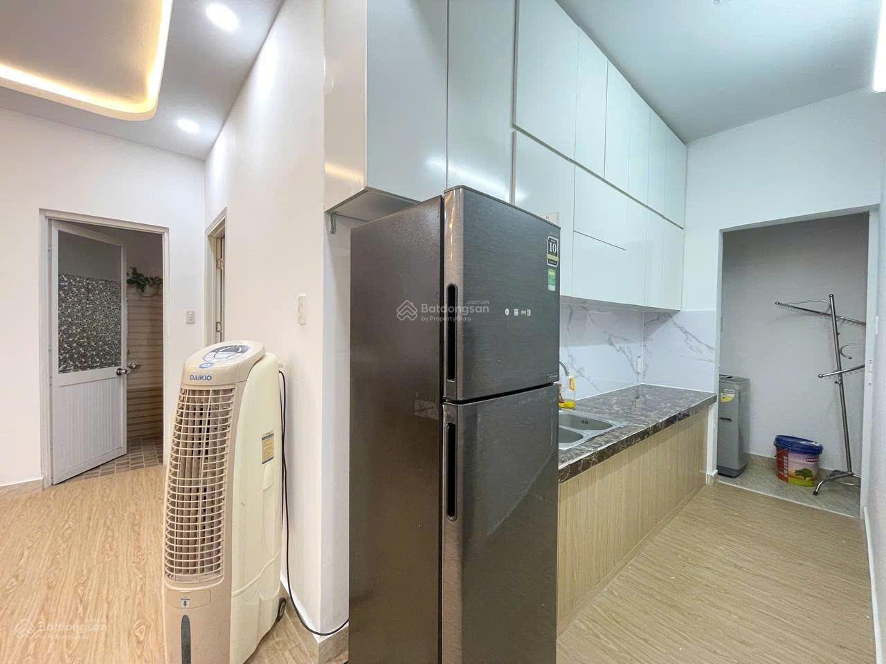 Bán gấp căn hộ gần biển chỉ 2.3 tỷ đã có sổ, DT 63.6m2, 2PN 2WC full nội thất tại Nha Trang