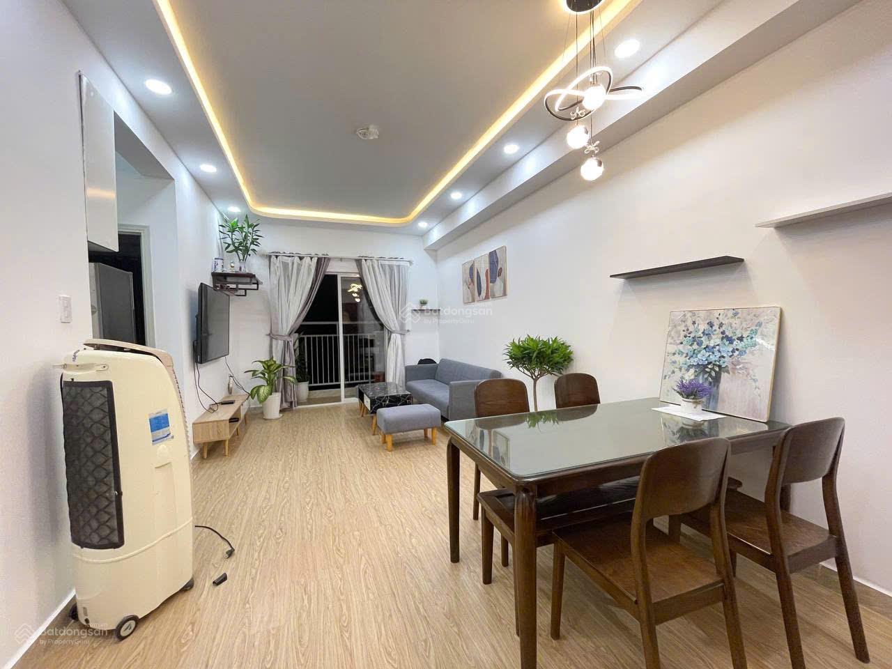 Bán gấp căn hộ gần biển chỉ 2.3 tỷ đã có sổ, DT 63.6m2, 2PN 2WC full nội thất tại Nha Trang