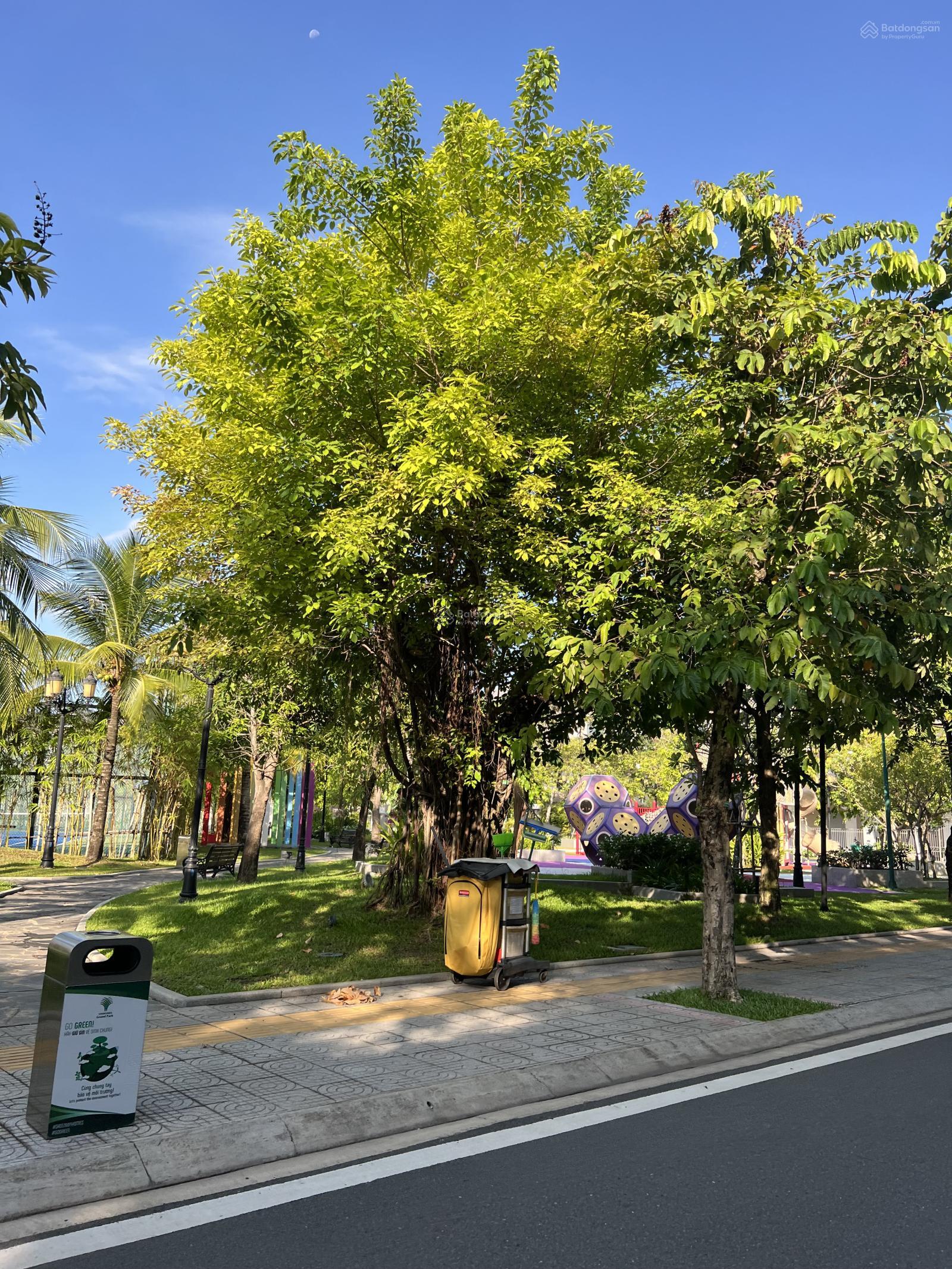 Nhà phố liền kề 84m2 Manhattan kinh doanh sầm uất 17.5 tỷ - Xem nhà gọi 0931 769 *** Tùng Dubai