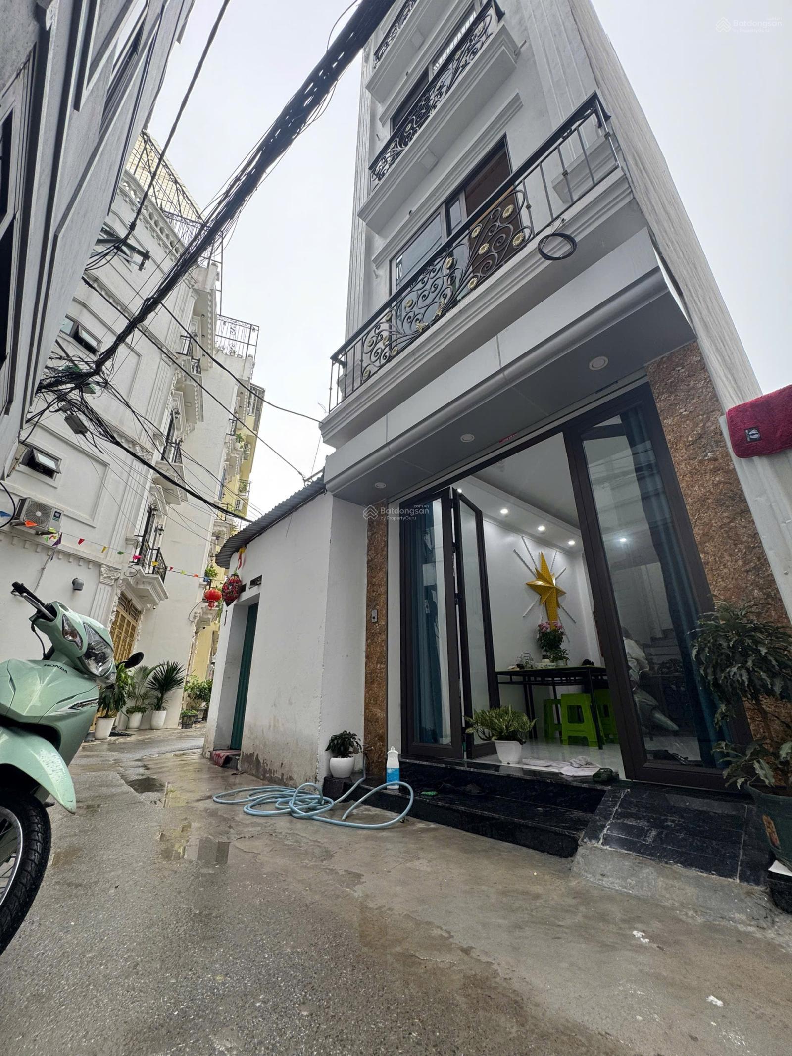 5 tỷ - ô tô đỗ cửa- nhà 30m2 5 tầng - sổ đỏ CC - LH 0934 503 ***